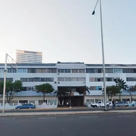 Apartamento Frente A La Playa!!!! En Cartagena
